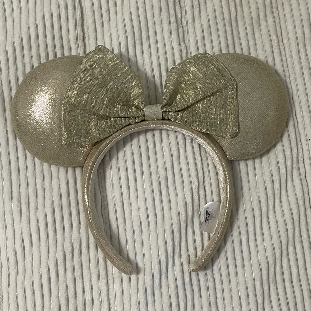 Disney Parks Minnie Mouse Almond Pearl Gold Ear Headband